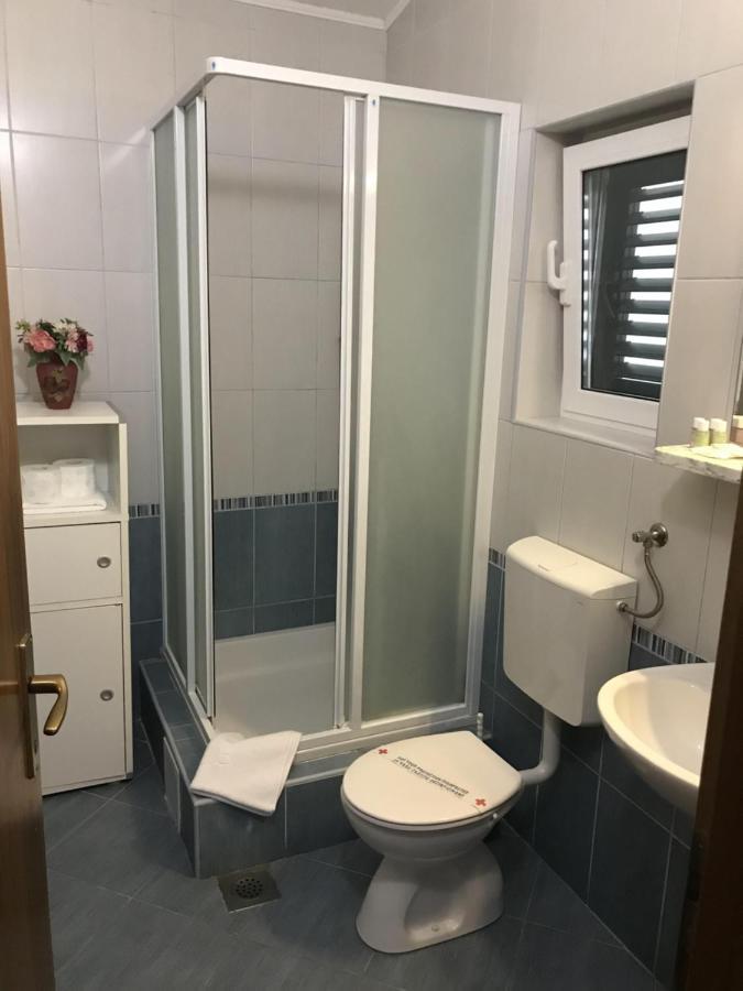 Apartmani California Podgora Buitenkant foto