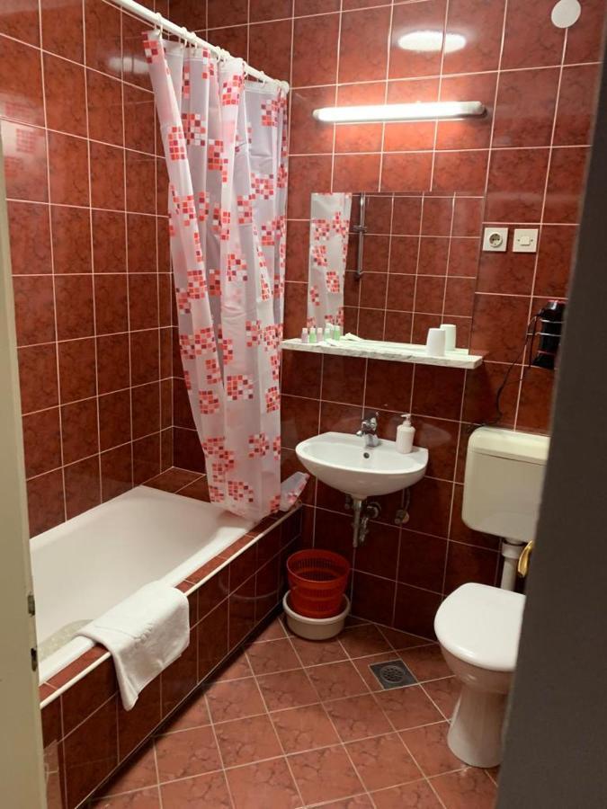 Apartmani California Podgora Buitenkant foto